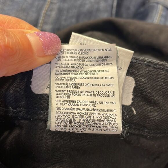 DL 1961 woman’s black Monet ultra high rise shorts - Picture 16 of 16